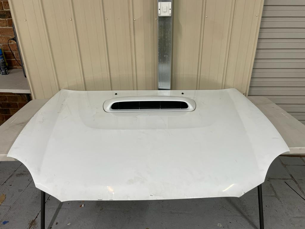 GDB BUGEYE STI Genuine alloy bonnet (used)