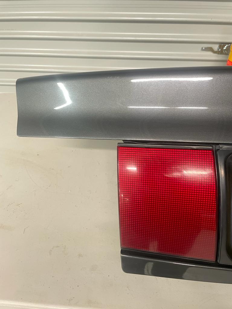 MITSUBISHI LANCER Evolution 1/2/3 GSR boot lid - genuine used item - images show condition - sold as is (reflectors included)