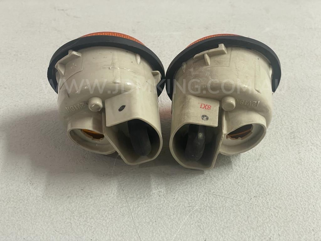 Skyline R33 GTR front bar indicators