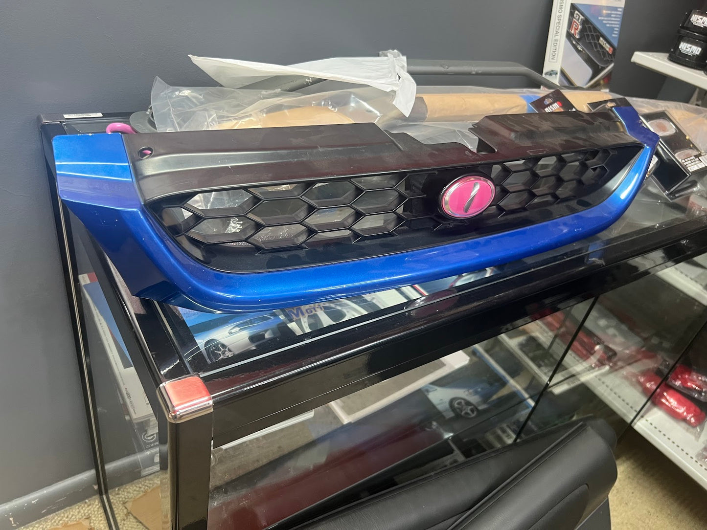Gc8 WRX/STI Honey Comb Version 5/6 Grill. (Suits Facelift models) (used)
