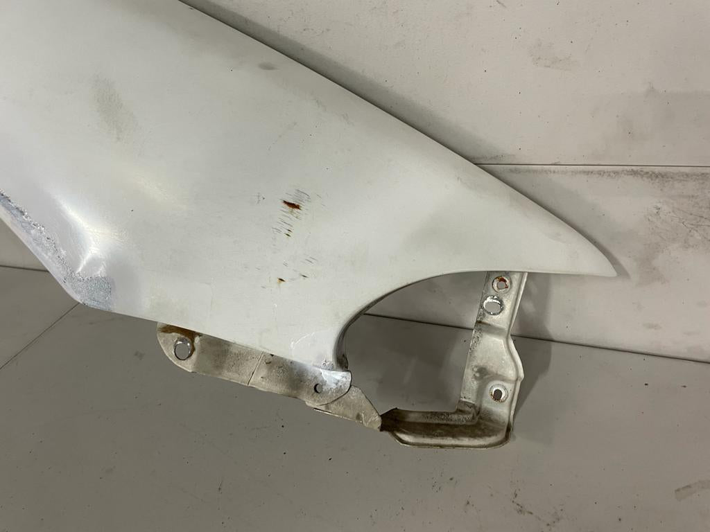 Mitsubishi Lancer Evolution 1/2/3 Cd9a - CE9A Right side Fender Genuine item - white colour - used condition