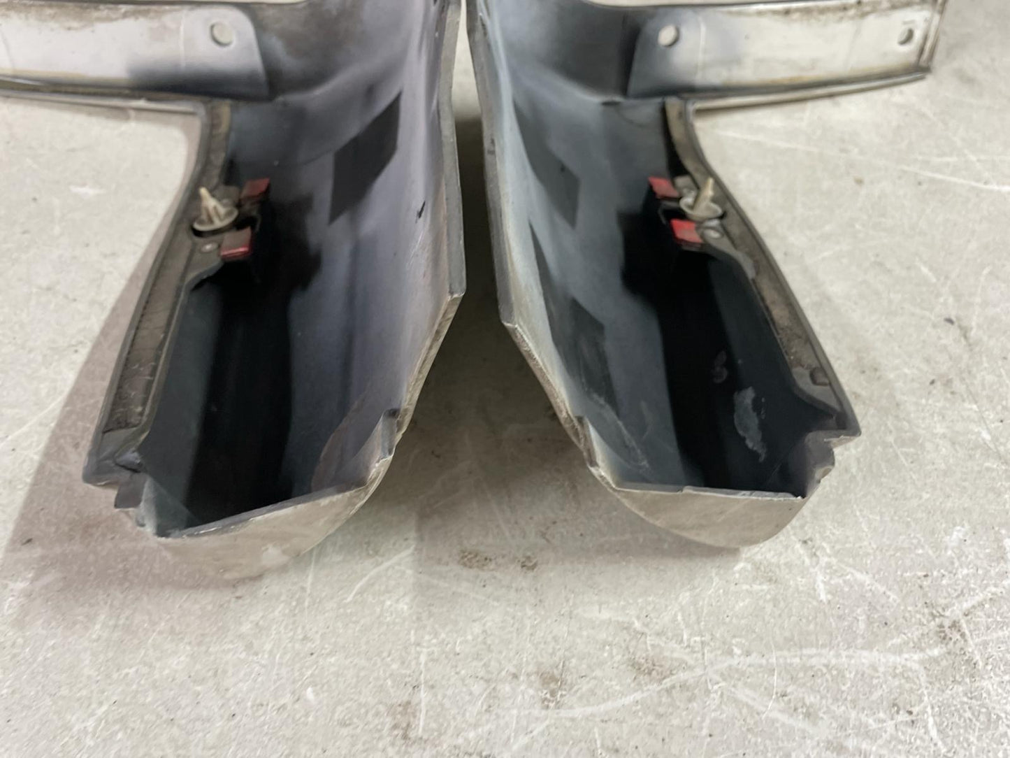 Nissan Skyline Bnr32 GTR GENUINE SIDE SKIRT SPATS/ EXTENSION.