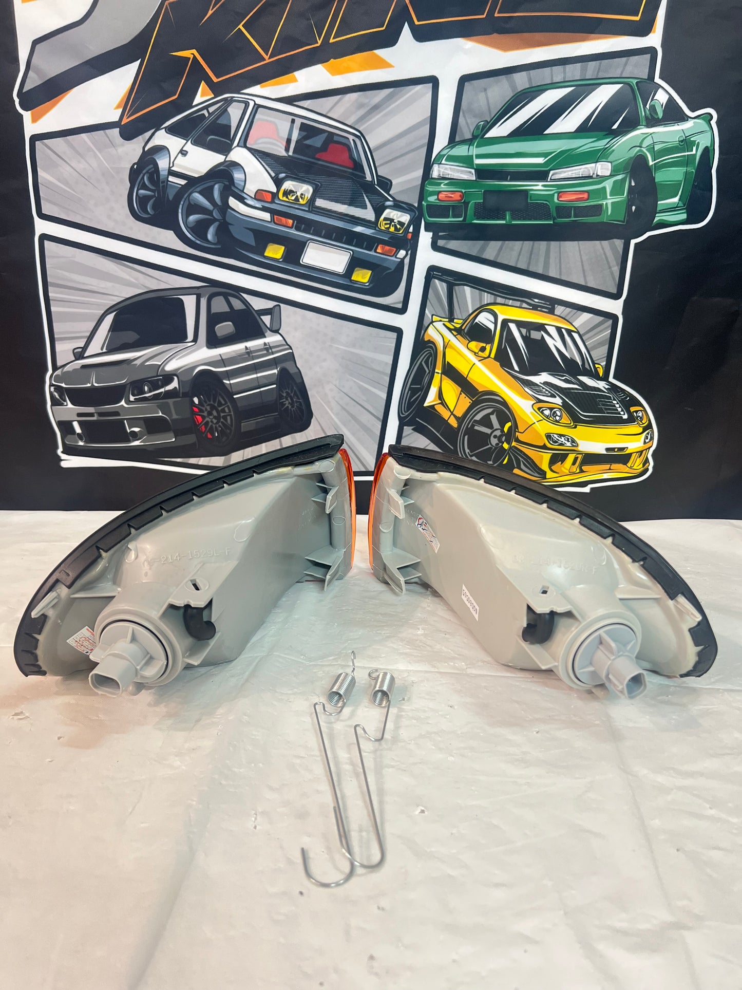 Mitsubishi Lancer Evo 1-2-3 indicators (aftermarket) brand new. Include spring attachment.