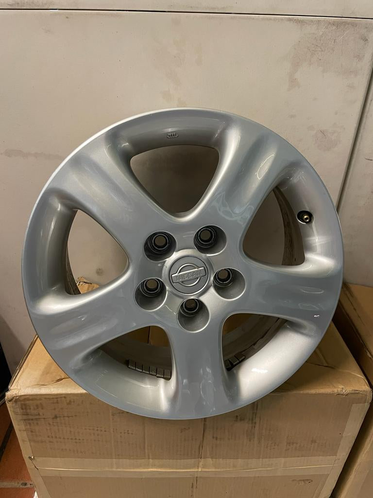 Nissan Silvia S15 oem wheels MINT