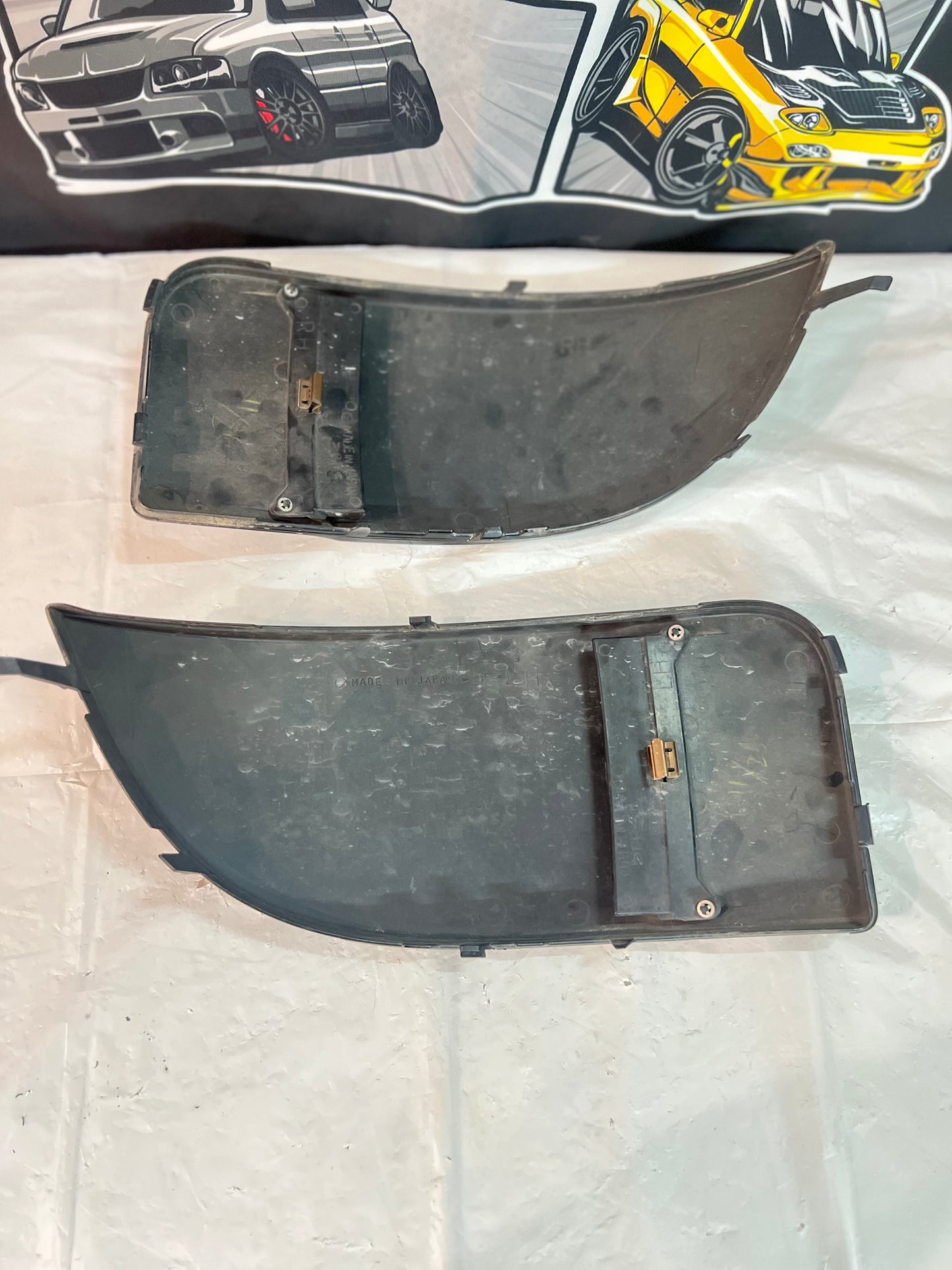 Subaru WRX Sti 2005 Blobeye GDB Fog light covers genuine (used)        (LH & RH)