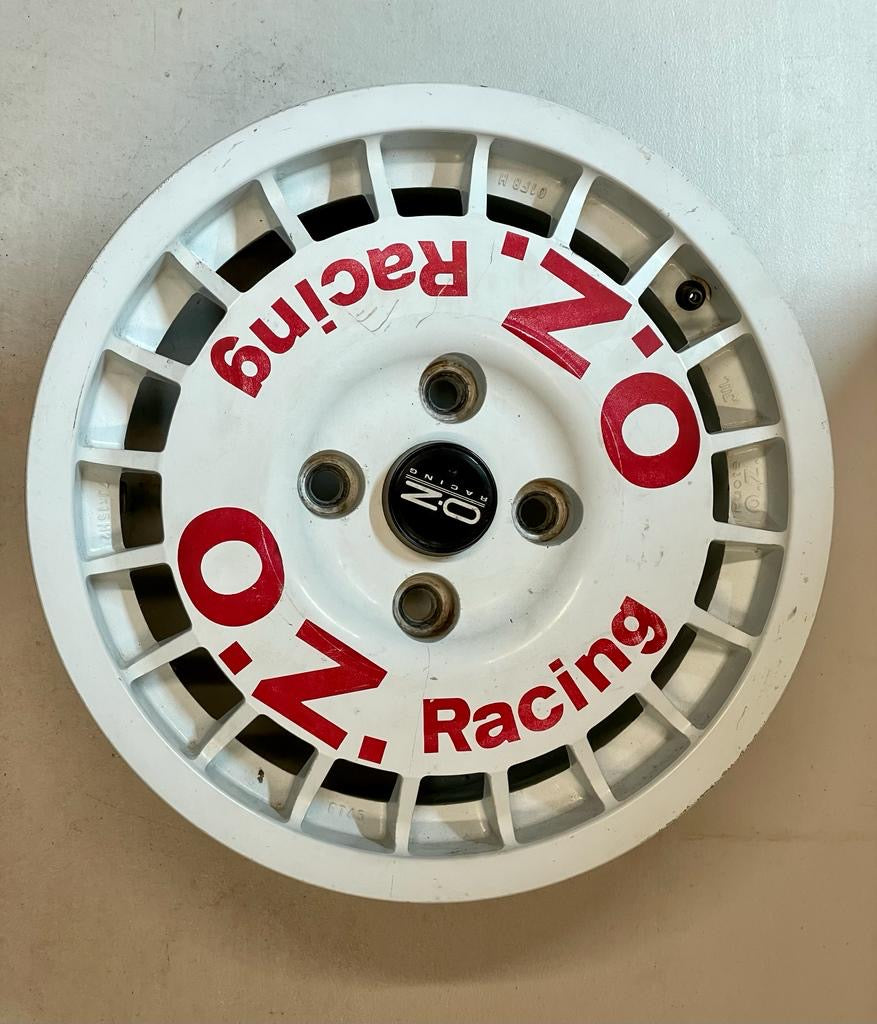 Oz Racing Rally 15x7 +45 (4x114.3)