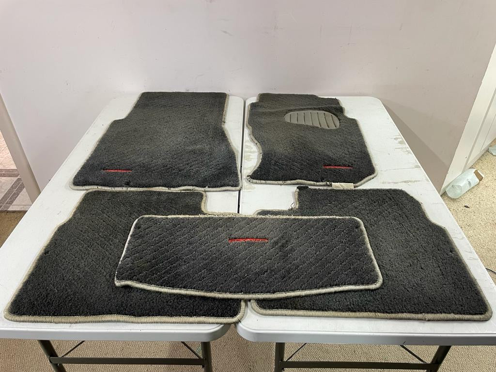 Nissan Skyline Bnr32 GTR OEM FLOOR MATS (minor wear/threading)