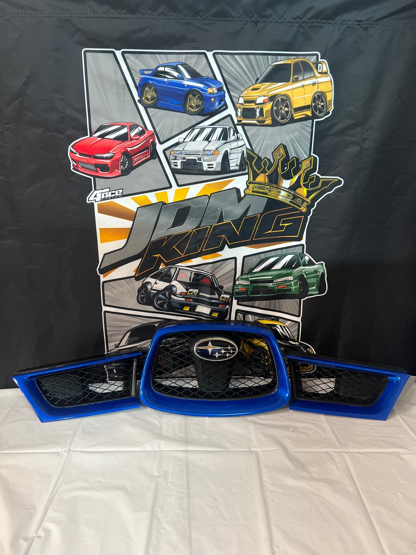 Subaru WRX STi 06-07 Hawkeye grill.           3 Piece set.