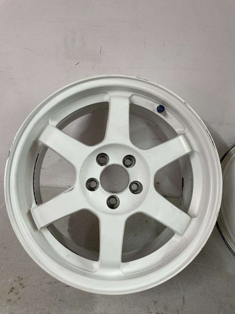 Rays volk te37 16x7 +33 5x100