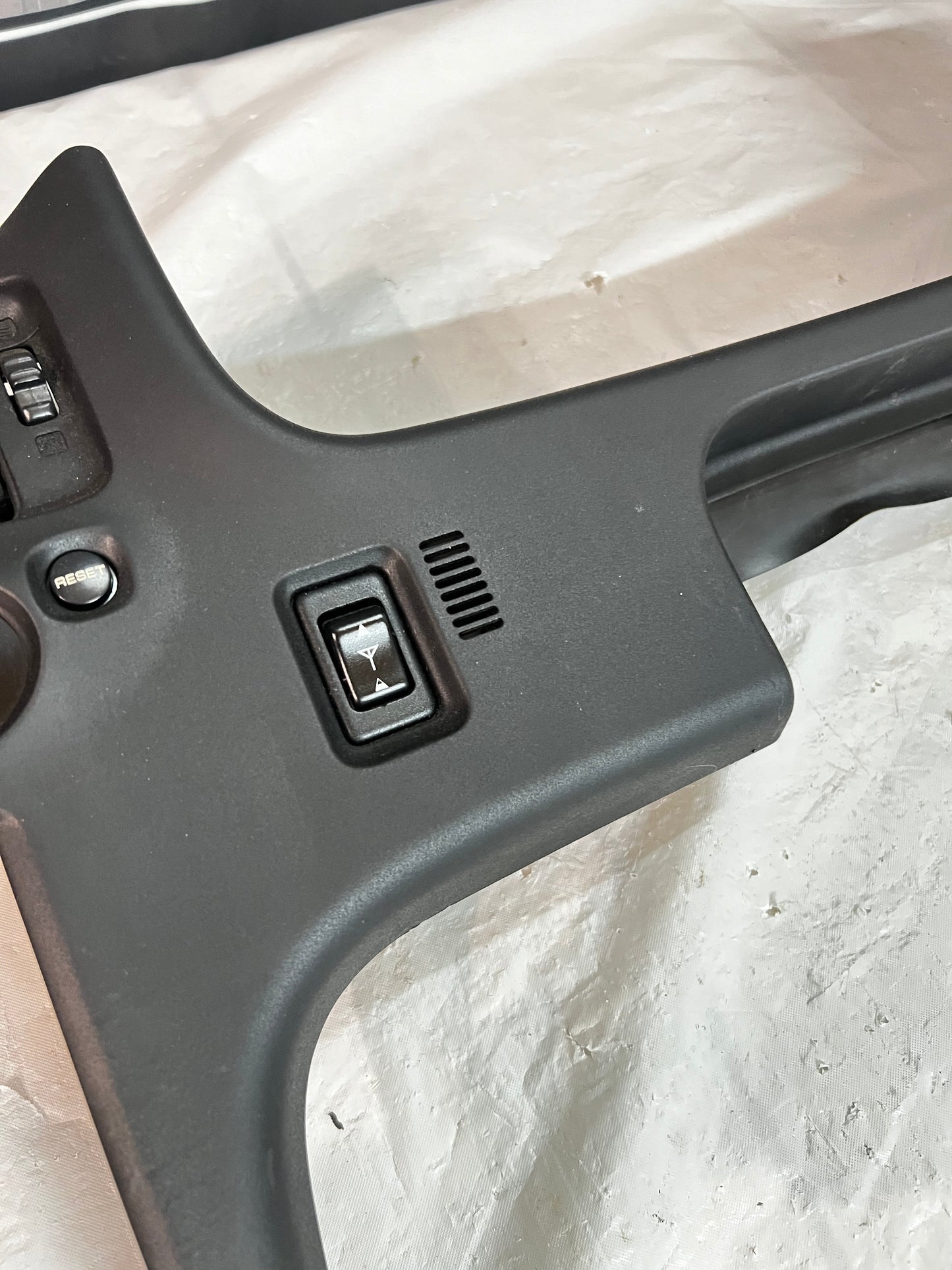 NISSAN SKYLINE R33 DASH FASCIA SURROUND.