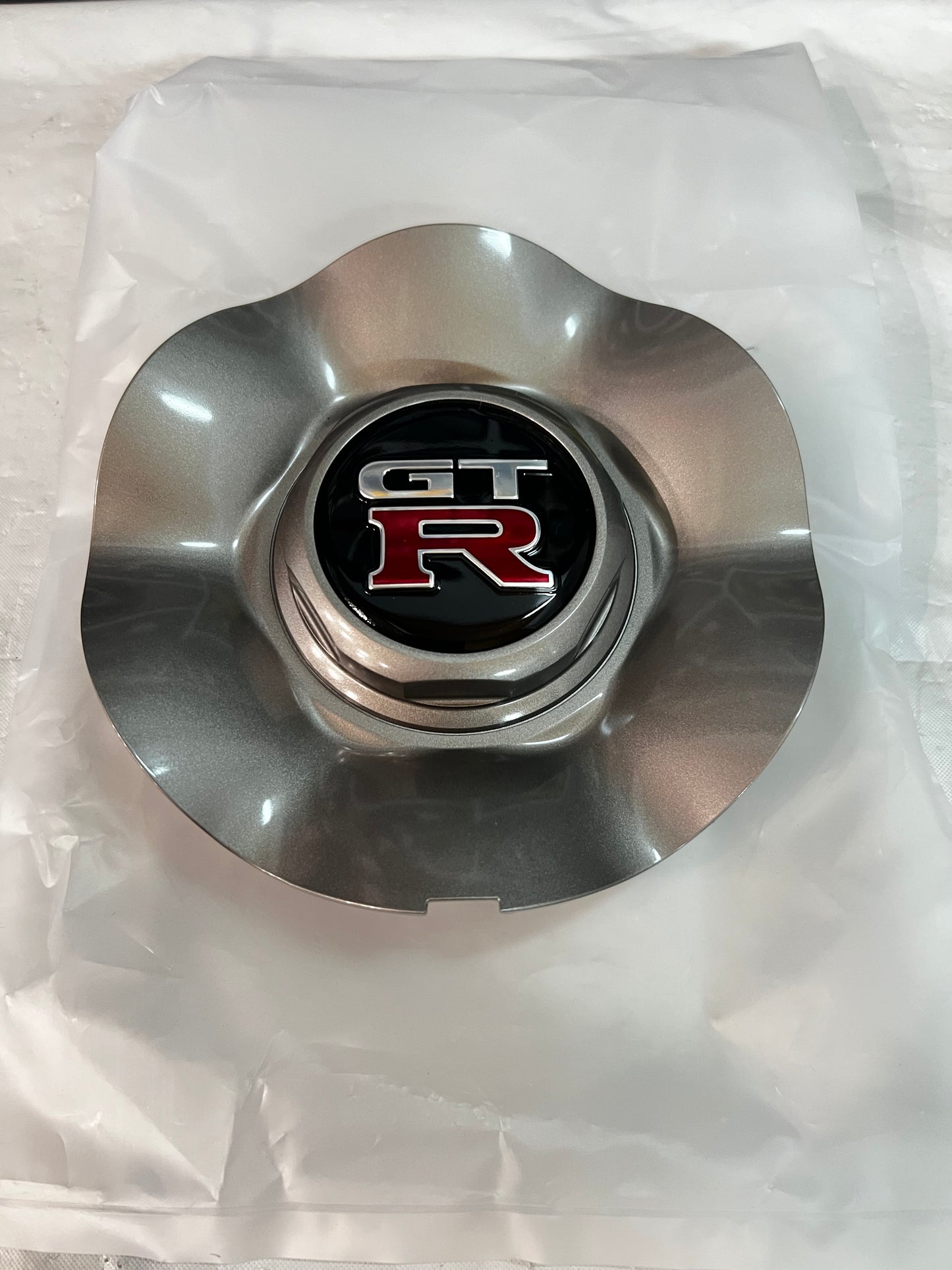 Nissan Skyline BNR34 GTR OEM Wheels Center Cap (Brand New)   Sold in singles.