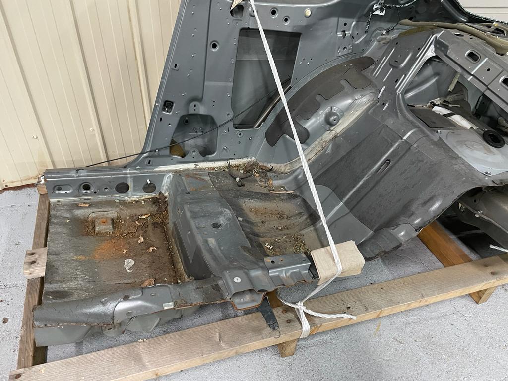 S15 quarter cut - DRIVERS SIDE Complete inner & outer skins with the rail - images show condition - sold as is (used)