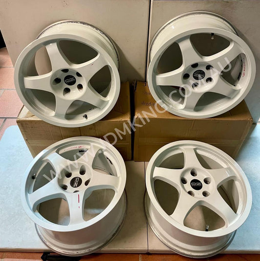 Oz Racing Chrono 17x8 +35 (5x114.3)