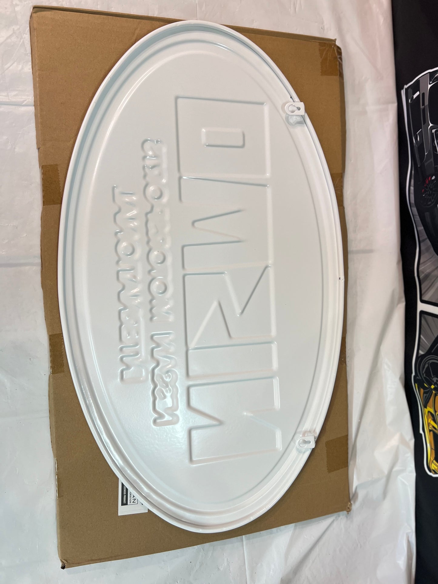 Nizmo old logo wall plaque/sign. Brand new. Quality Embossed steel design. Ideal gift.