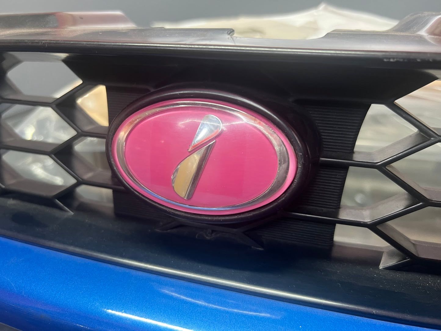 Gc8 WRX/STI Honey Comb Version 5/6 Grill. (Suits Facelift models) (used)