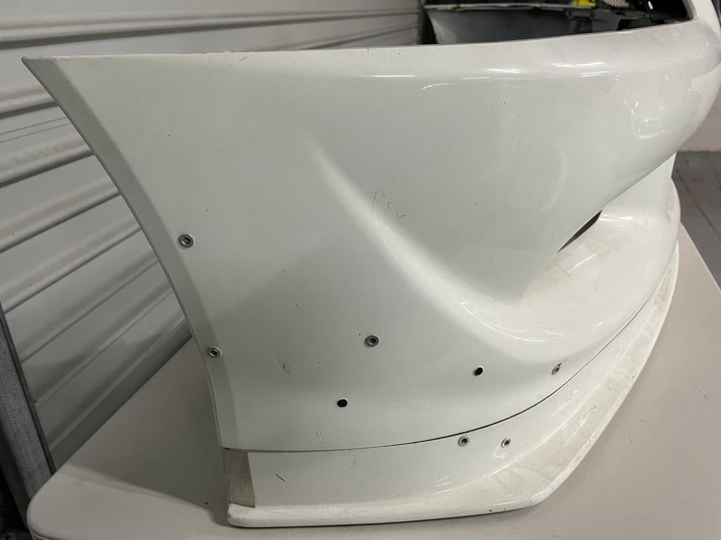 MITSUBISHI LANCER Evolution 8/8MR Genuine Front Bar with Aftermarket fibreglass lip
