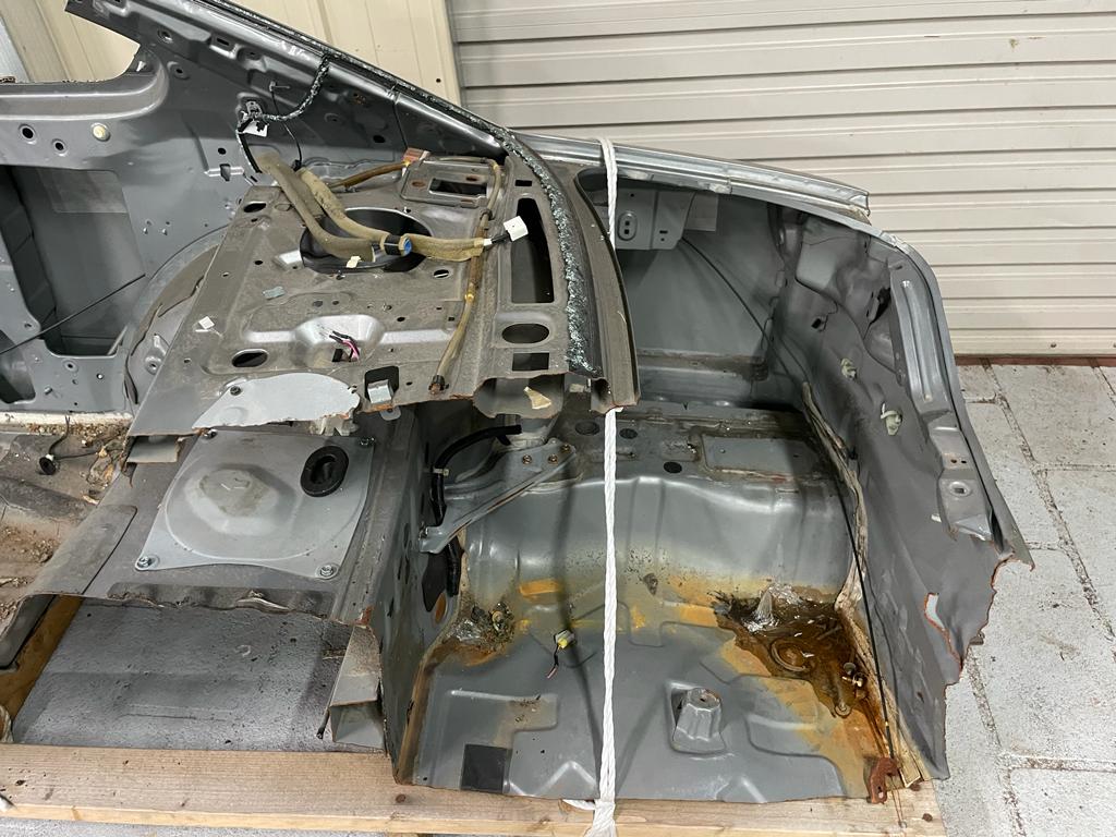 S15 quarter cut - DRIVERS SIDE Complete inner & outer skins with the rail - images show condition - sold as is (used)