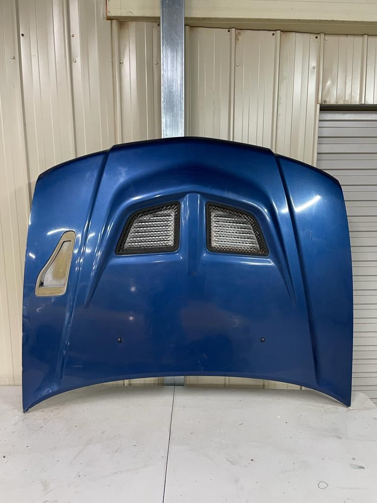 Mitsubishi Lancer Evolution 5/6/6.5 TME CP9A Genuine Bonnet - blue colour - used condition.