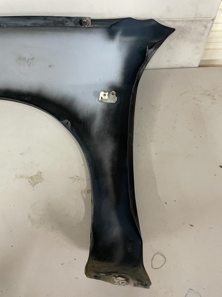 CP9A Evolution 5/6/6.5 Right side Fender Genuine item - Black colour - used good condition - images show condition.