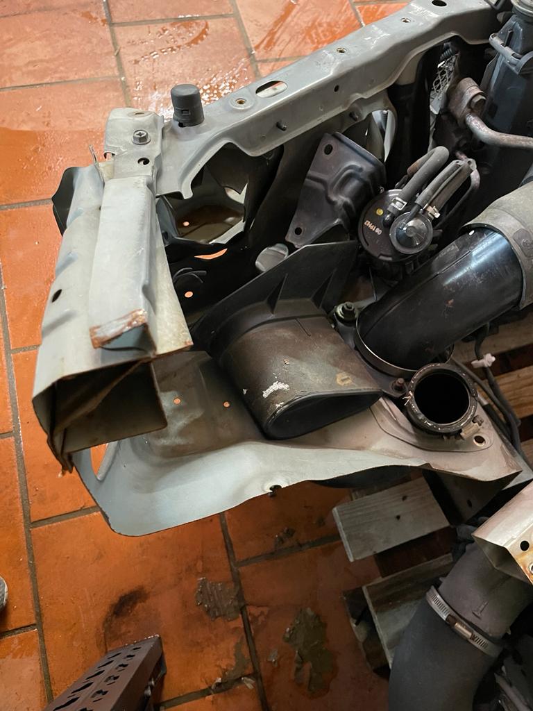 SKYLINE BCNR33 GTR FRONT CUT- complete-as per images - images show condition-