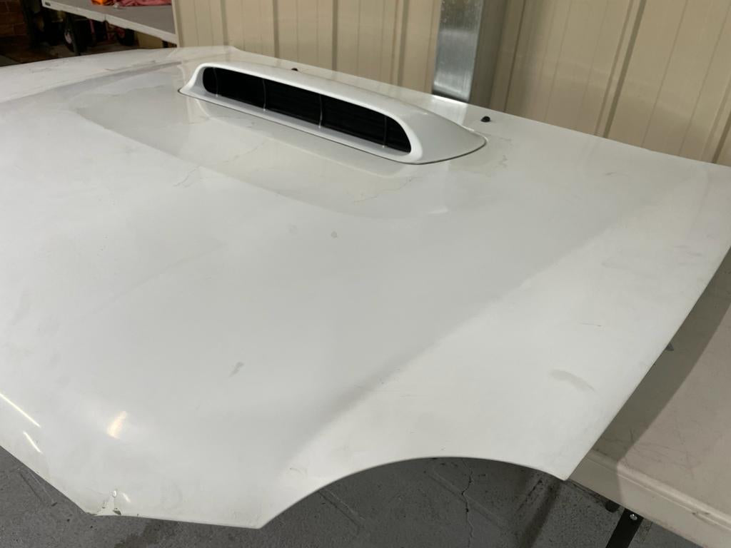 GDB BUGEYE STI Genuine alloy bonnet (used)