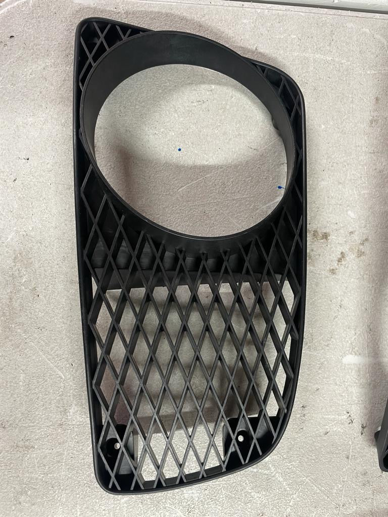 NISSAN SILVIA S15 Aero bar fog light covers - (Genuine plastic)