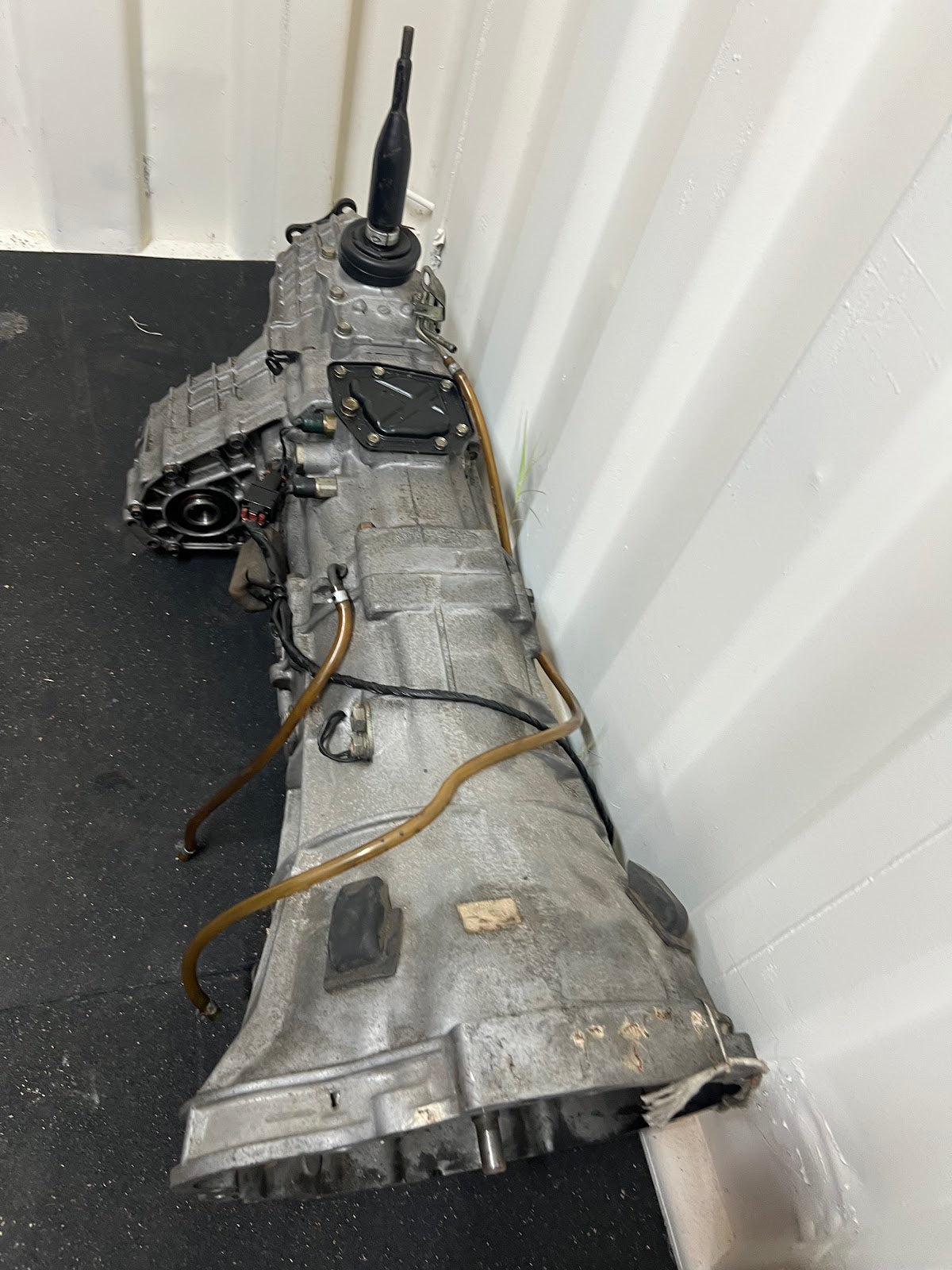 R32/R33 GTR Transmission with transfer case