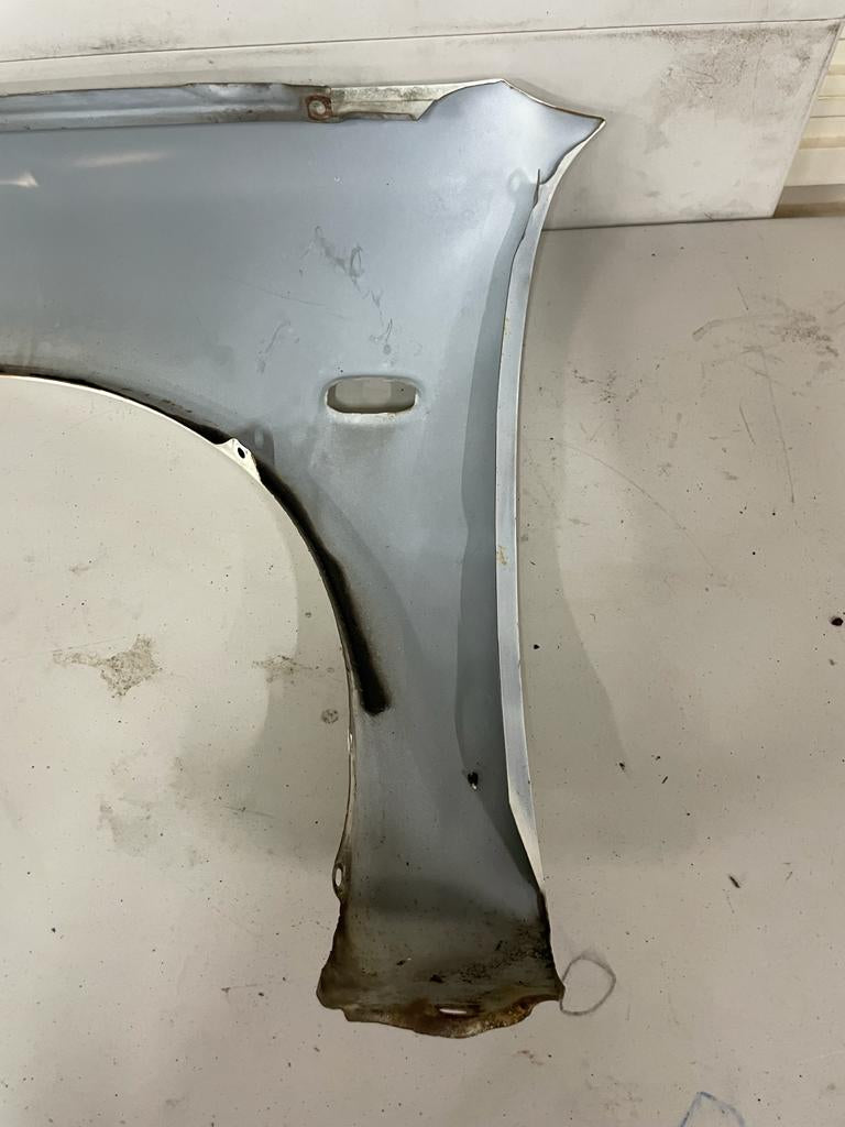 Mitsubishi Lancer Evolution 1/2/3 Cd9a - CE9A Right side Fender Genuine item - white colour - used condition
