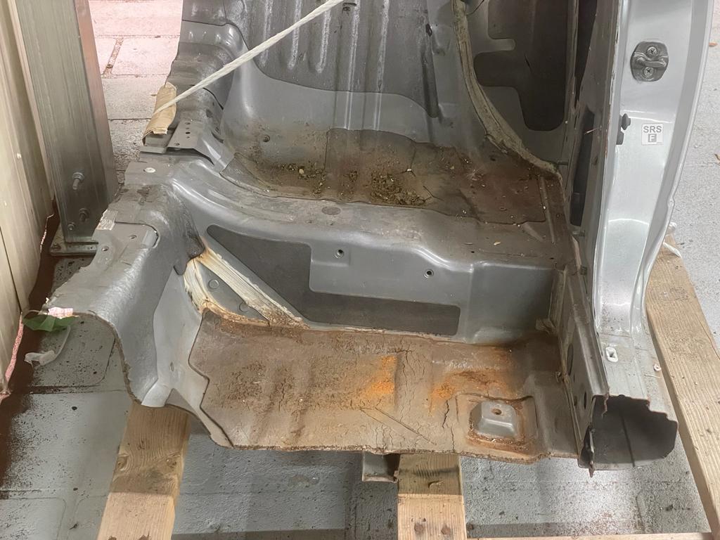 S15 quarter cut - PASSENGER SIDE Complete inner & outer skins with the rail - images show condition - sold as is (used)