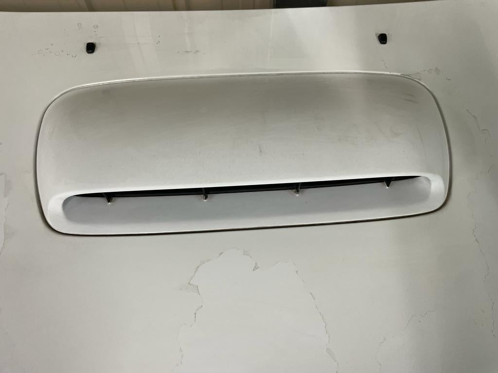 GDB BUGEYE STI Genuine alloy bonnet (used)