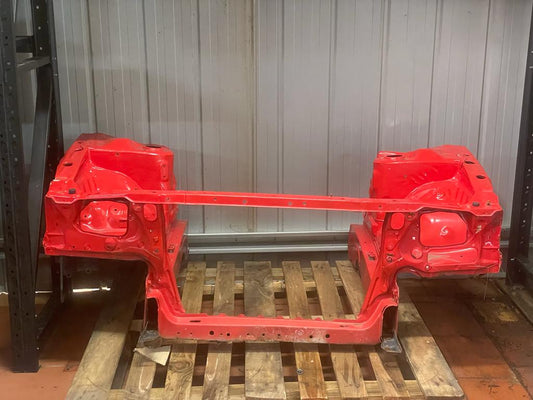 SKYLINE BNR32 GTR FRONT CUT- BARE - as per images - images show condition-