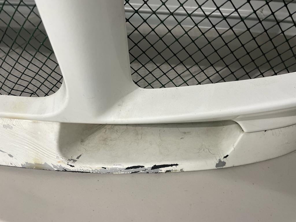 MITSUBISHI LANCER Evolution 3 Genuine front bar damaged