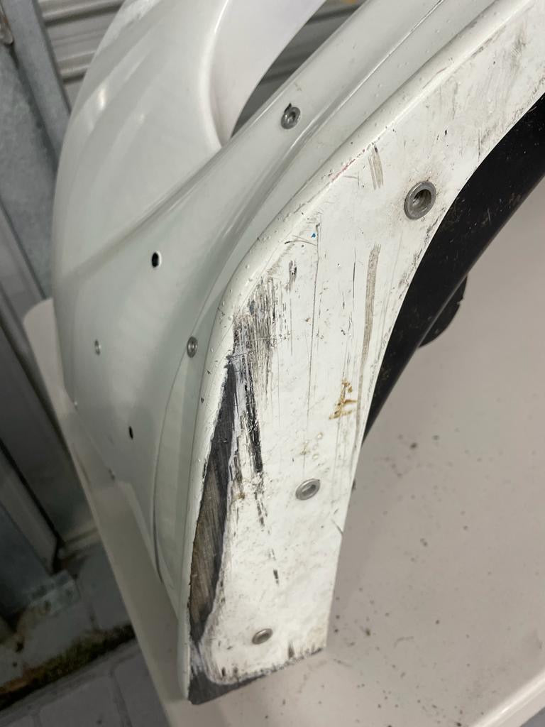 MITSUBISHI LANCER Evolution 8/8MR Genuine Front Bar with Aftermarket fibreglass lip