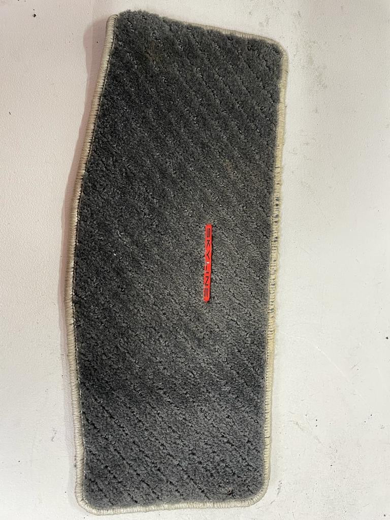 Nissan Skyline Bnr32 GTR OEM FLOOR MATS (minor wear/threading)