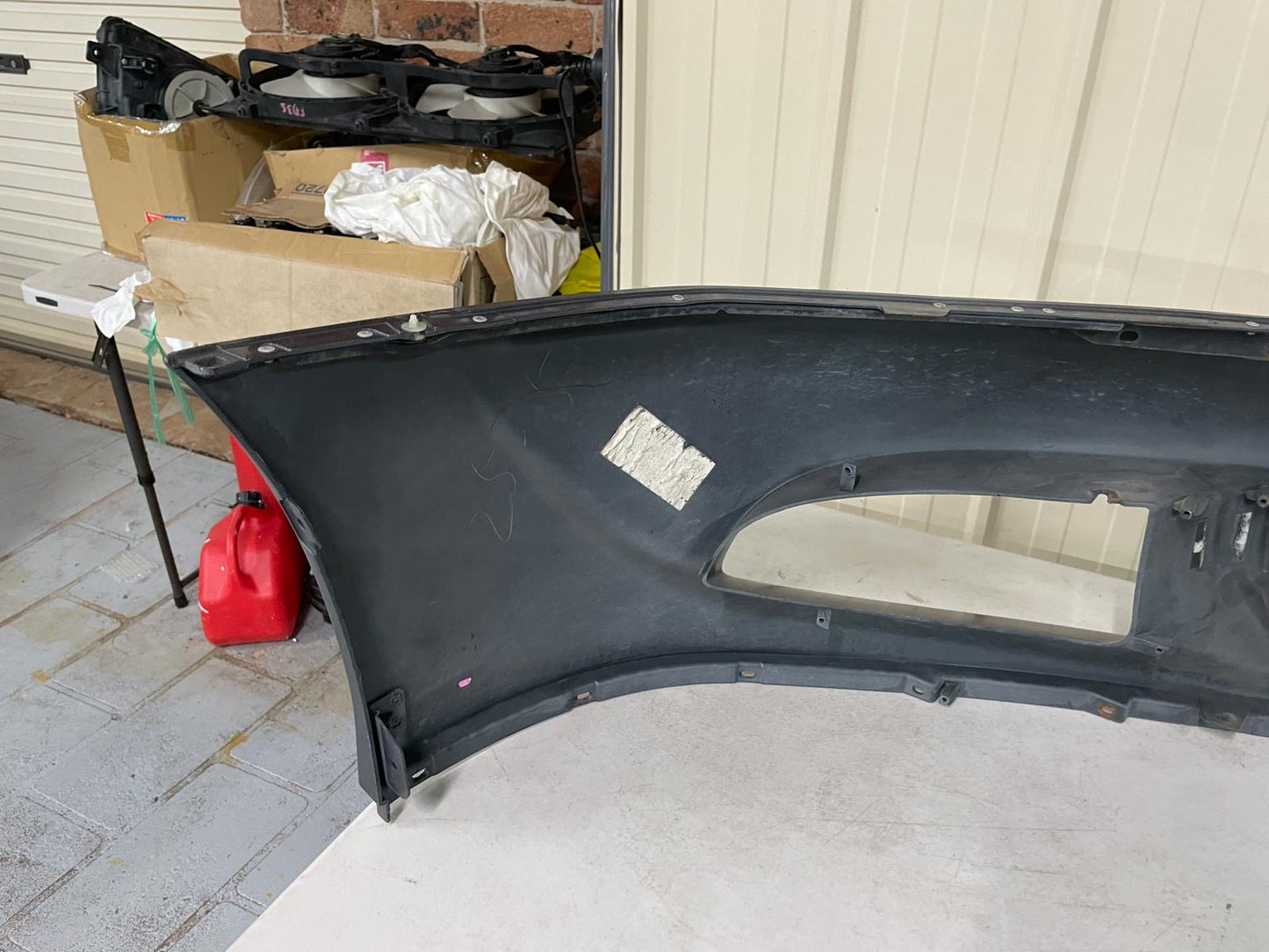 Mitsubishi Lancer Evo 8/8MR Skin Only Front Bar + Badge