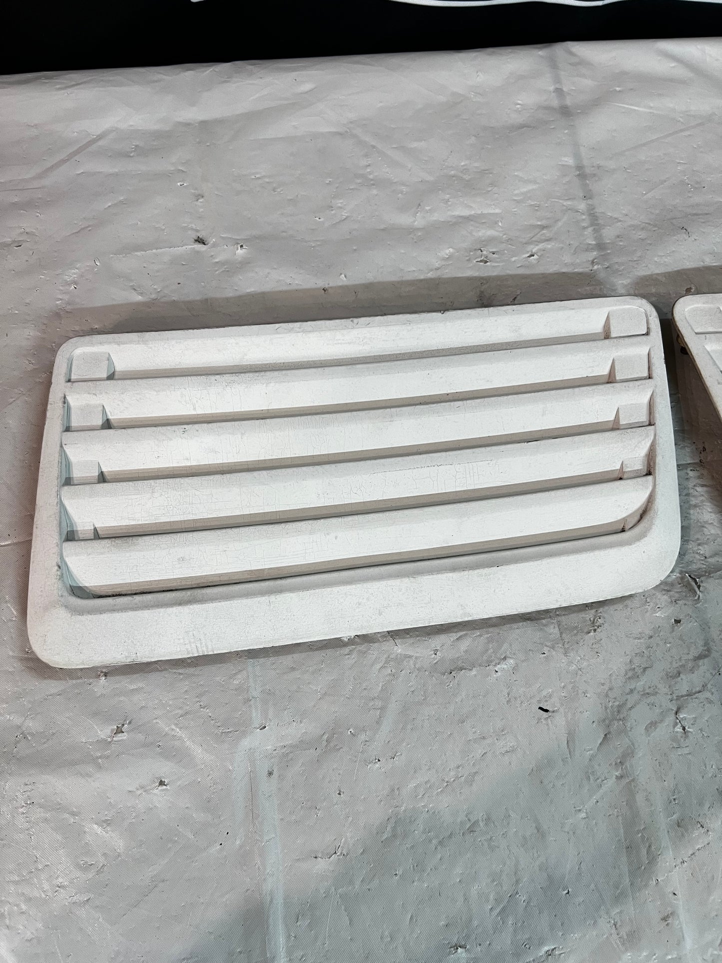 MITSUBISHI LANCER EVOLUTION 1/2/3 OEM BONNET VENTS (PAIRS)