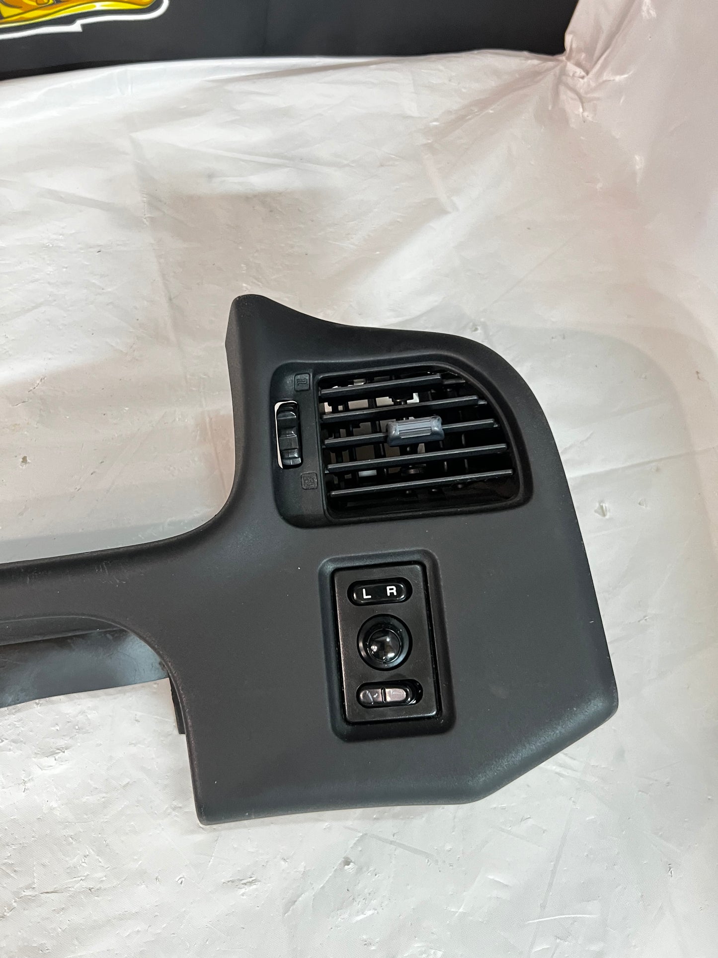 NISSAN SKYLINE R33 DASH FASCIA SURROUND.