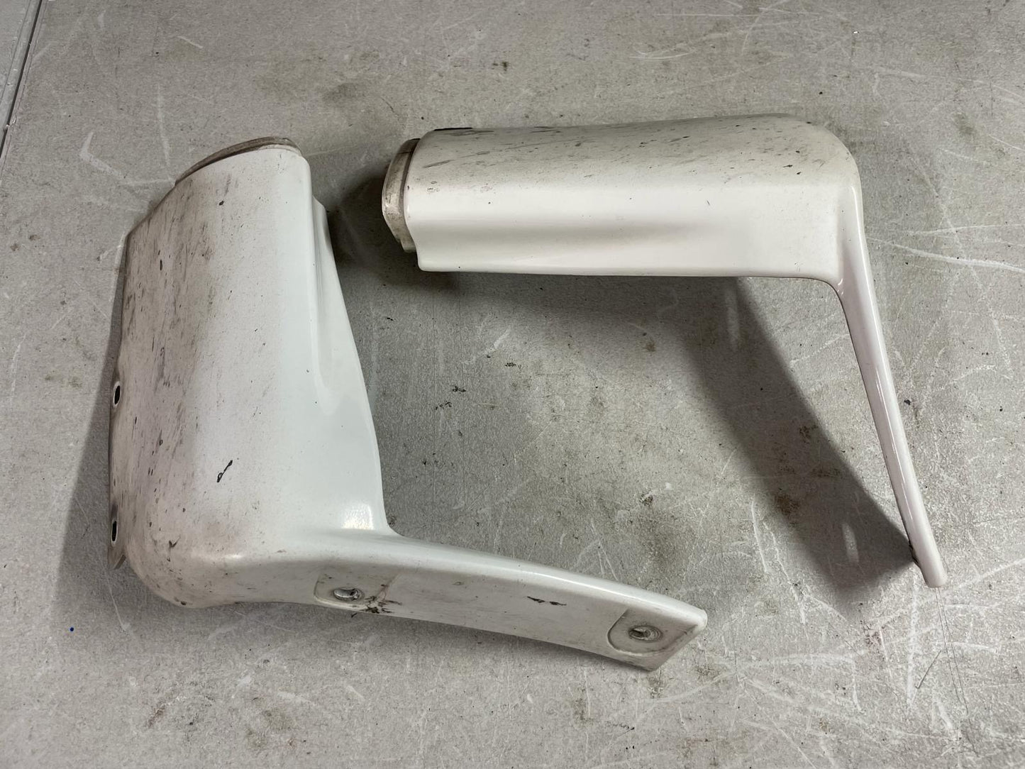 Nissan Skyline Bnr32 GTR GENUINE SIDE SKIRT SPATS/ EXTENSION.