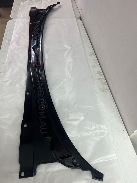 Nissan Skyline R32 wiper cowl suit GTR and other R32 Models