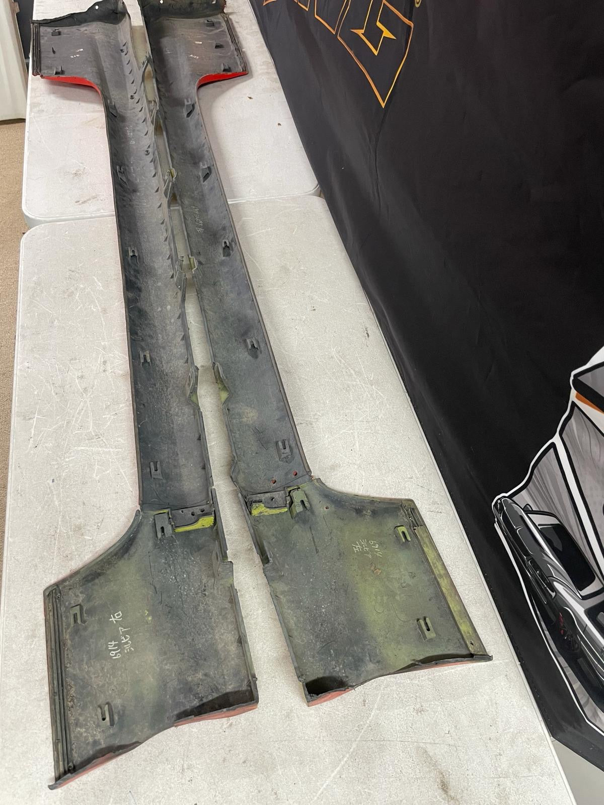 Nissan Silvia S15/200sx Aero Genuine side skirts (2 piece)