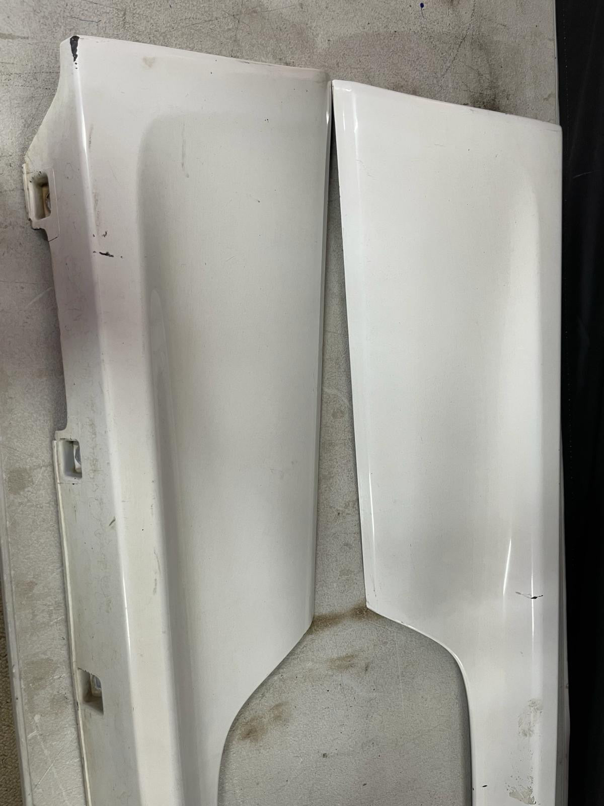 Nissan Skyline BCNR33 GTR Genuine SIDE SKIRTS & FENDER PODS (white)