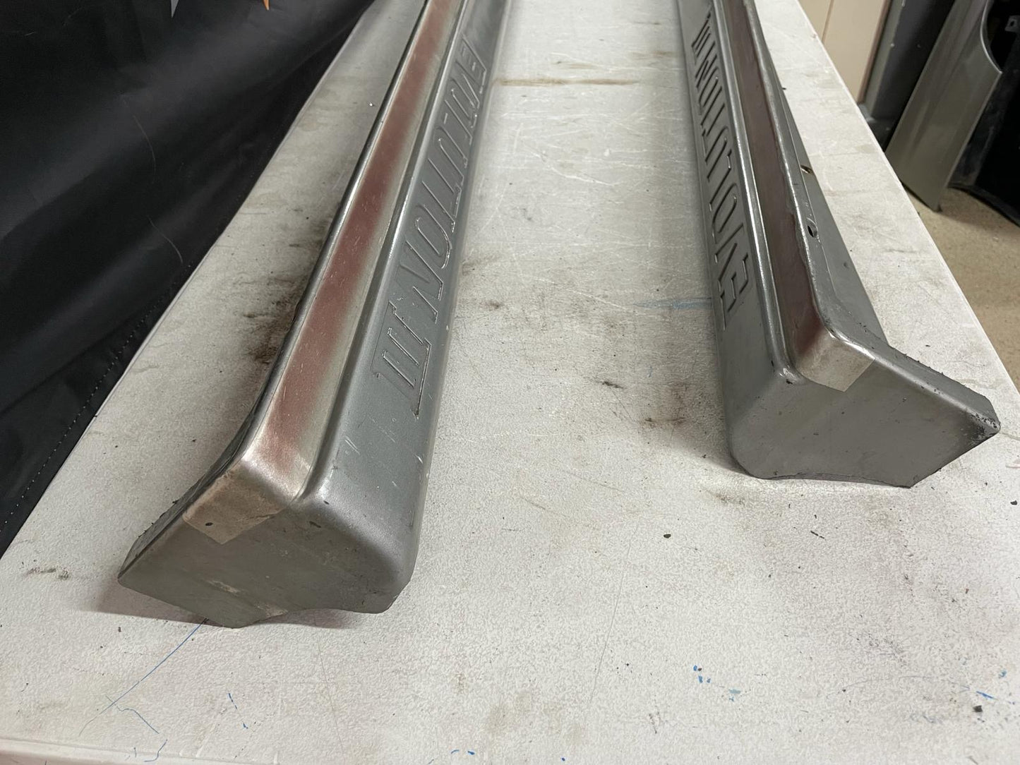 Mitsubishi Lancer Evolution 3 Genuine Side Skirts good condition
