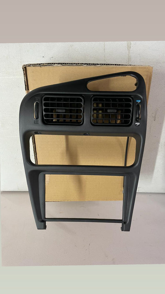 Mitsubishi Lancer Evolution 1-3 radio+a/c fascia. Ce9a Cd9a