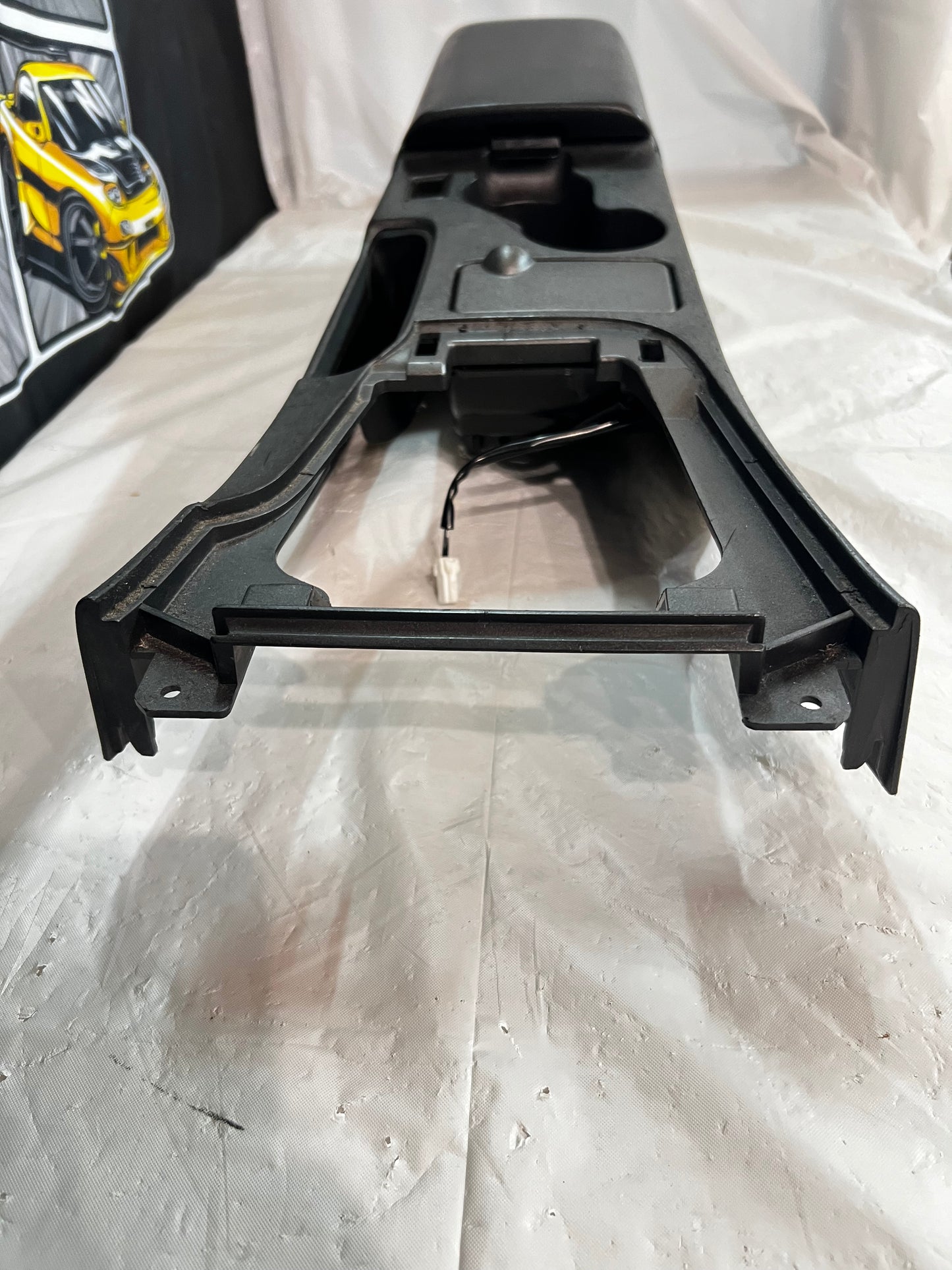 NISSAN SILVIA S15 200SX CENTER CONSOLE (USED) broken lid hinge (A)