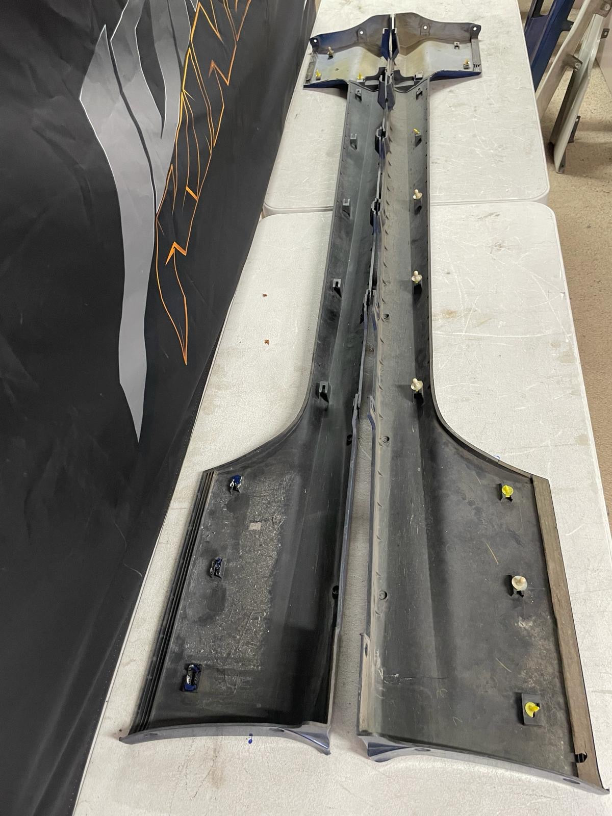 Nissan Silvia S15/200sx Aero Genuine side skirts (2 piece)