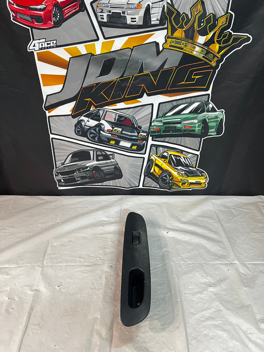 MITSUBISHI LANCER EVOLUTION 4/5/6 PASSENGER WINDOW SWITCH + BEZEL (colour faded)