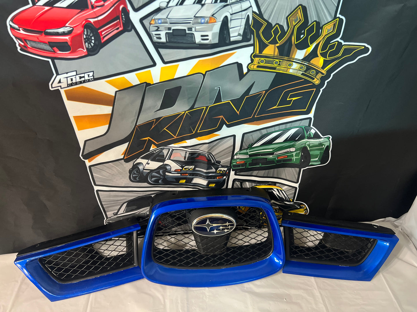 Subaru WRX STi 06-07 Hawkeye grill.           3 Piece set.