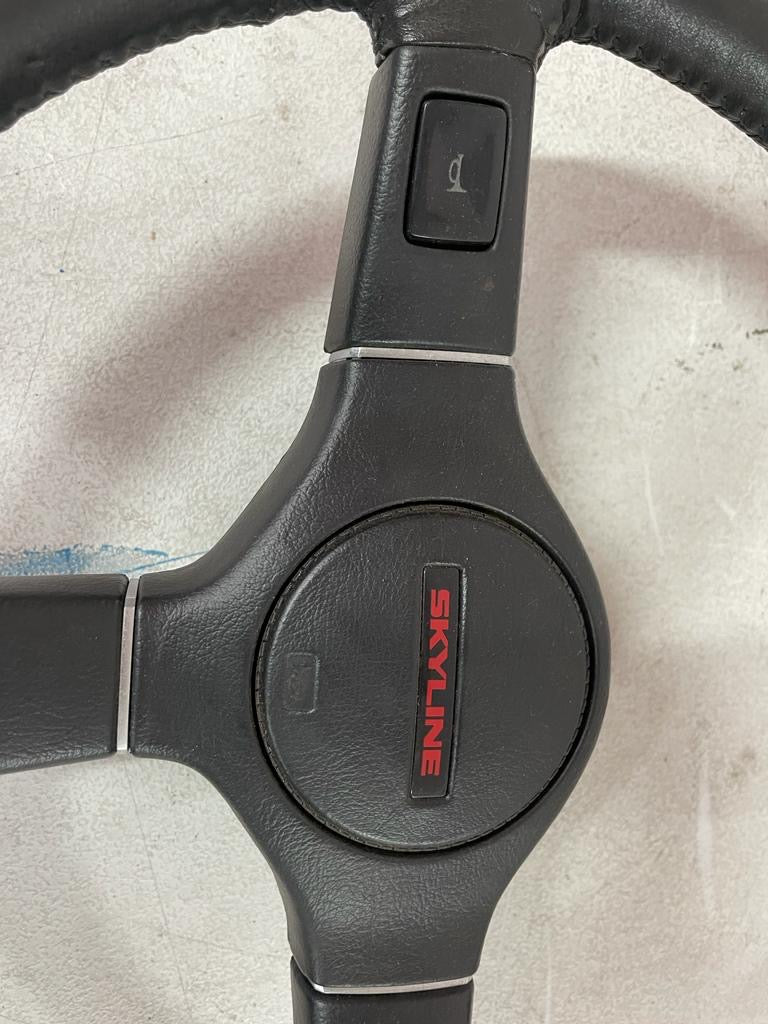 Nissan Skyline R31 oem steering wheel