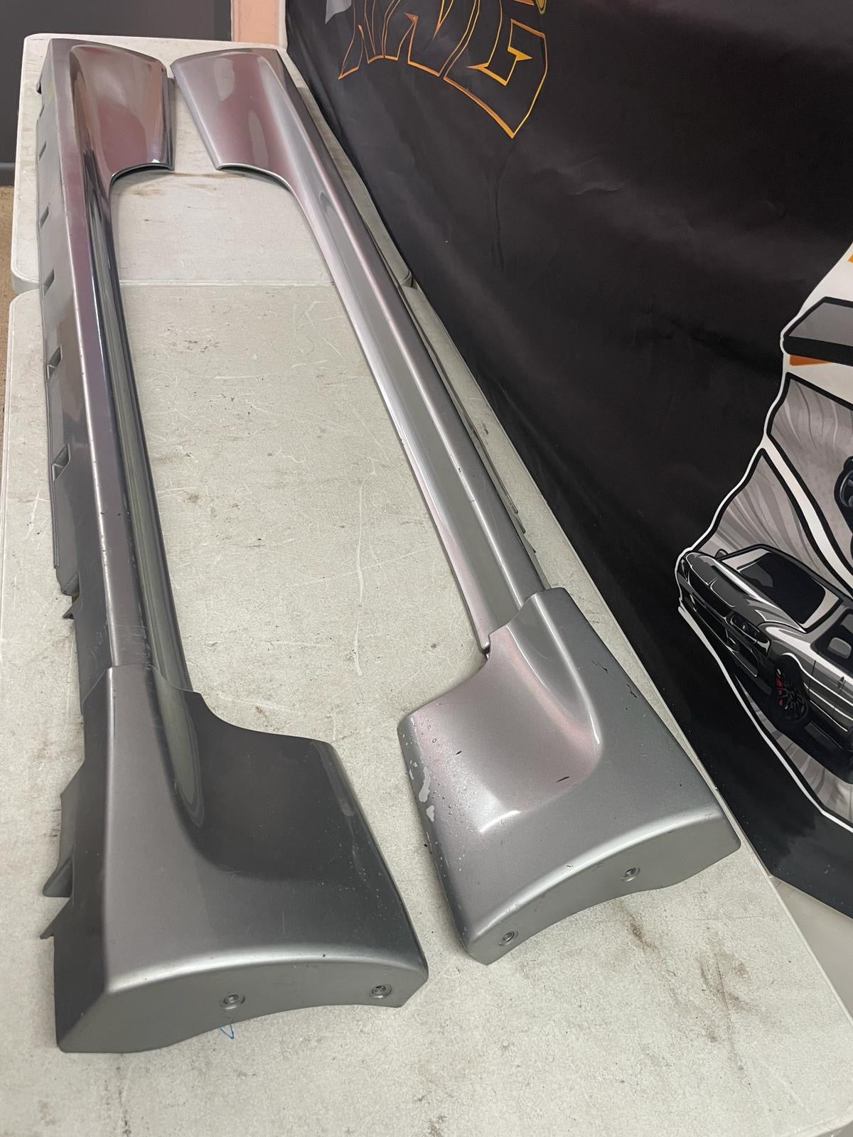 Nissan Skyline BCNR33 GTR Genuine SIDE SKIRTS & FRONT SPATS (silver)
