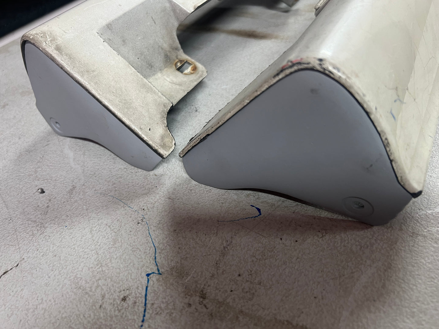 Nissan S14 Kouki/Adm side skirt      End Cap (RIGHT SIDE)                                 (JDM King plastic reproduction)